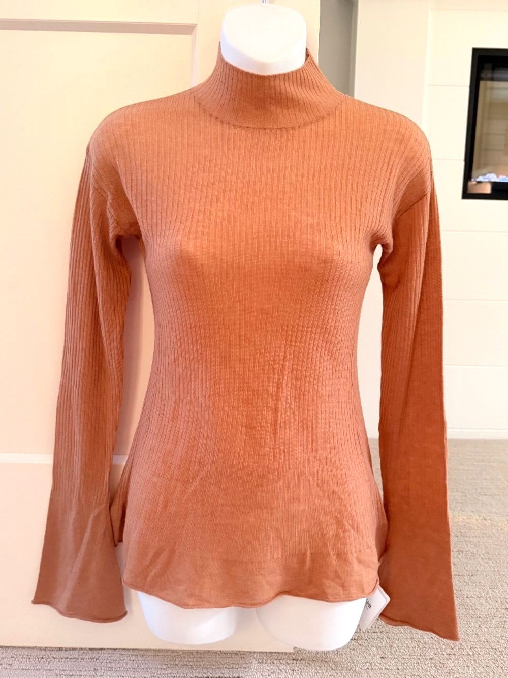 WOLFORD Luxurious Virgin Wool Ribbed Camel Sweater Sz M NWT $450